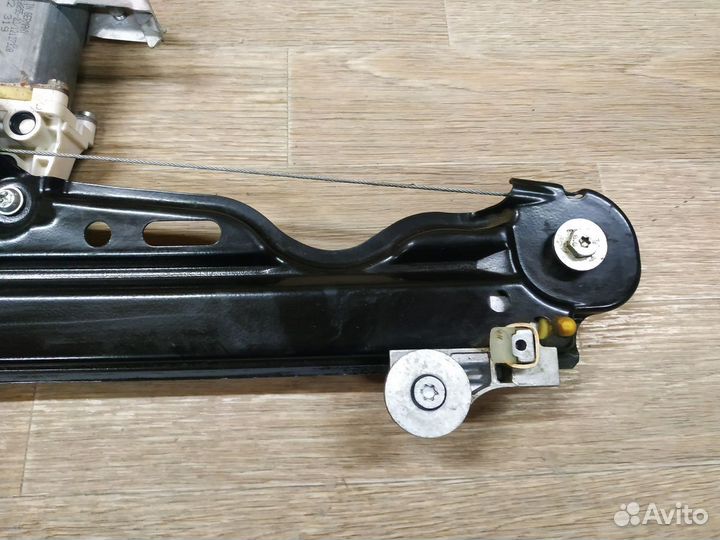 Стеклоподъемник задний левый BMW 5 Series E60