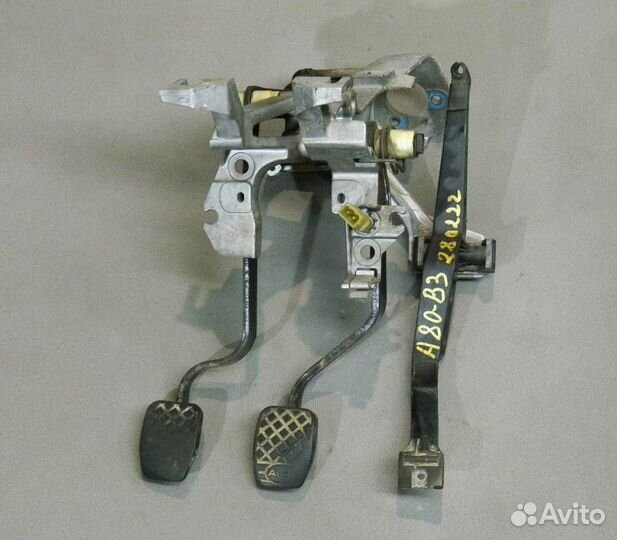 Педальный узел Audi 80 B3 1.8