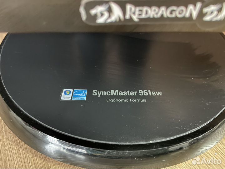 Монитор Samsung syncmaster 961BW