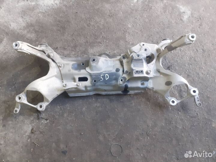 Балка подмоторная МКПП Honda Civic 5D 8