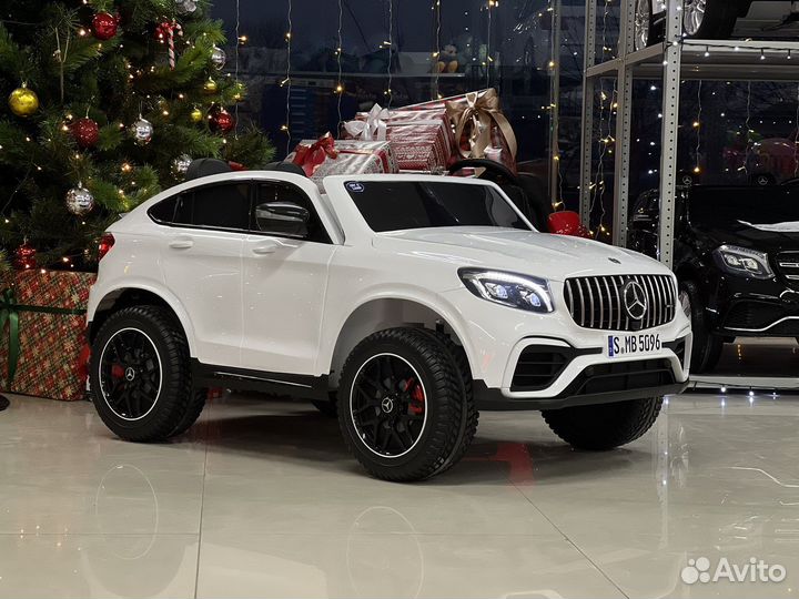 Электромобили Mercedes-Benz AMG GLC63 2.0 Coupe