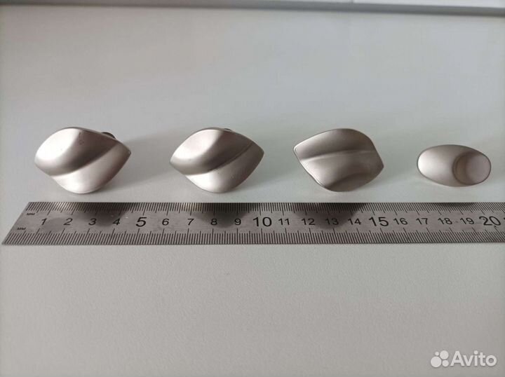 Крючки,мебельные ручки