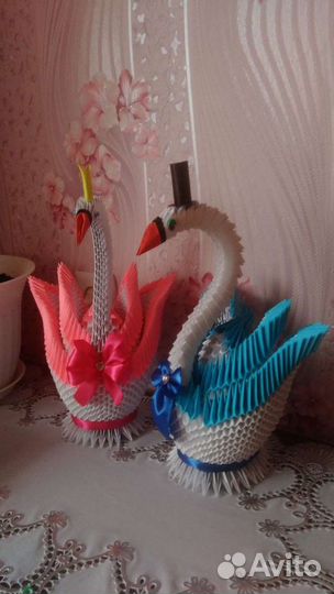 Модульное оригами лебеди