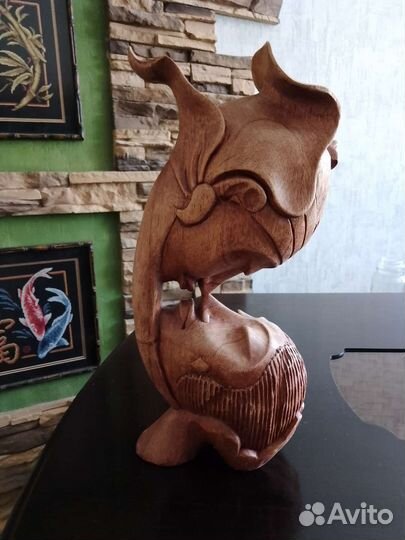 Статуэтки из дерева