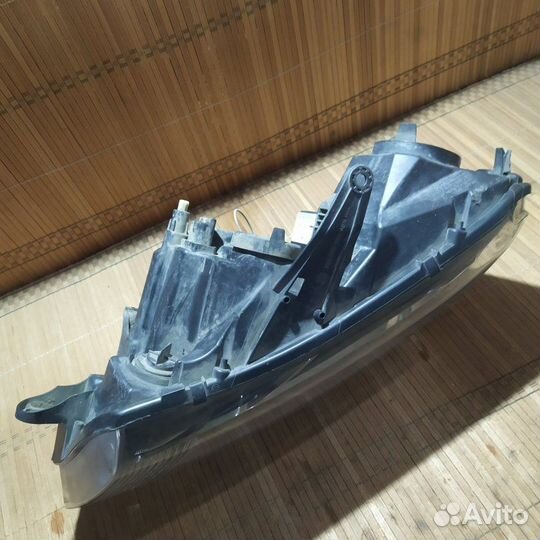Фара галогеновая передняя левая Renault Logan 2