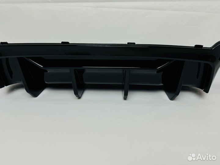 Глянцевый задний диффузор BMW 5 F10 (5678)