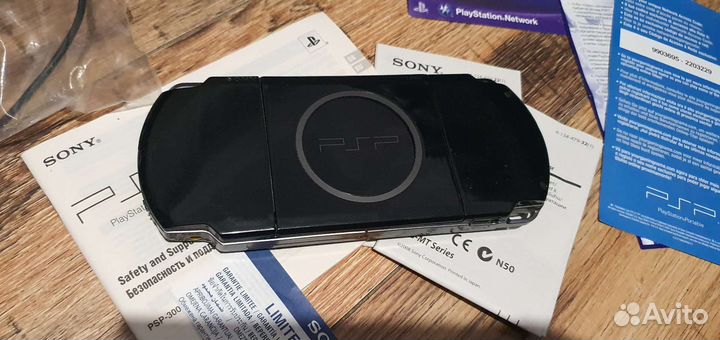 Sony PSP 3008 Slim GT + 100 игр