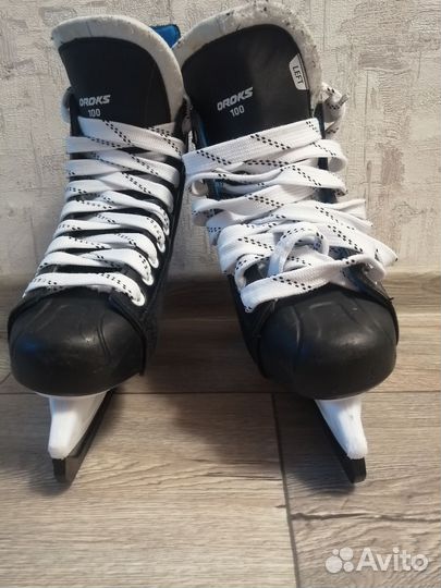Коньки хоккейные
