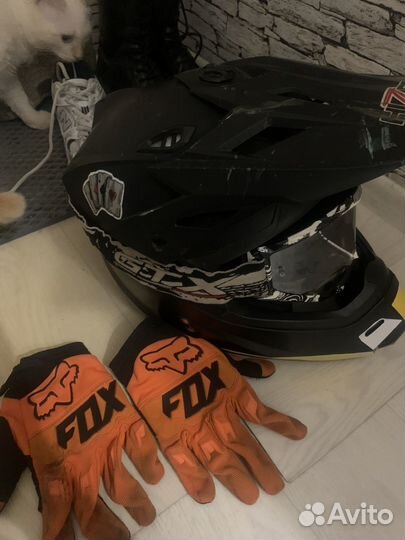 Кроссовый шлем, перчатки, джерси