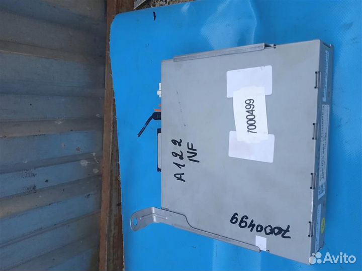 Блок радио VW Touareg NF (2011-2018)