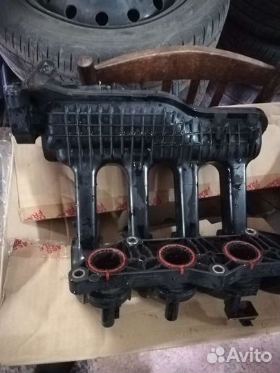 Впускной коллектор Honda FIT gd1