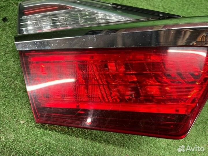 Фонарь левый внутренний Toyota Camry 7 XV50 (2014