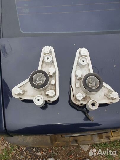 Цоколь задних фонарей на фокус 1 седан