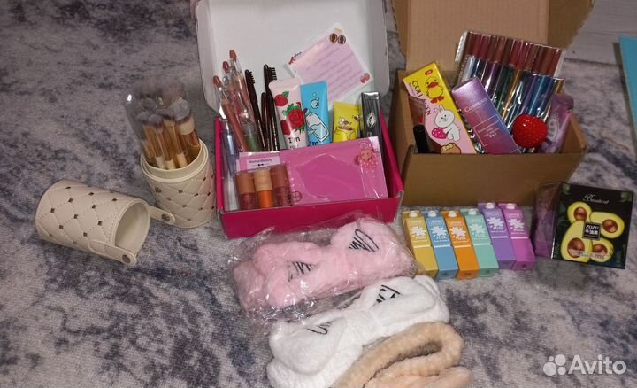 Набор косметики пакетом