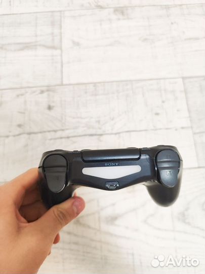 Джойстик ps4