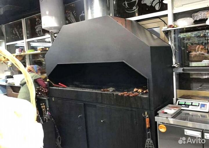 Мангал с огнеупорным кирпичом