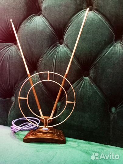 Комнатная антенна для цифрового тв