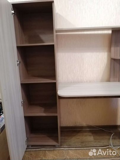 Письменный стол