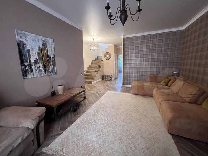 Таунхаус 143 м² на участке 3 сот.