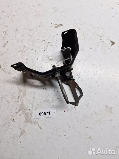 Замок капота BMW X5 E70 09571