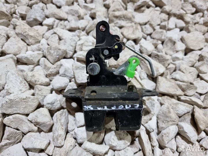 Замок багажника Спортейдж 2