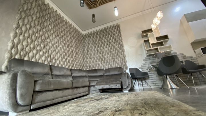 3-к. квартира, 80 м², 3/12 эт.