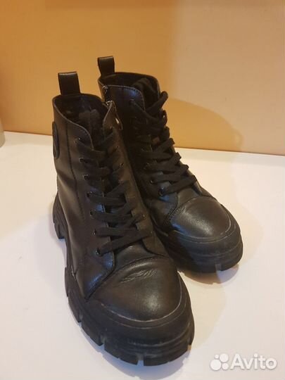 Ботинки демисезонные женские