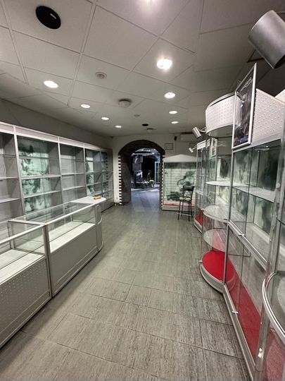 Торговая площадь, 76 м²