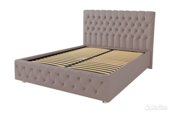 Кровать мягкая 