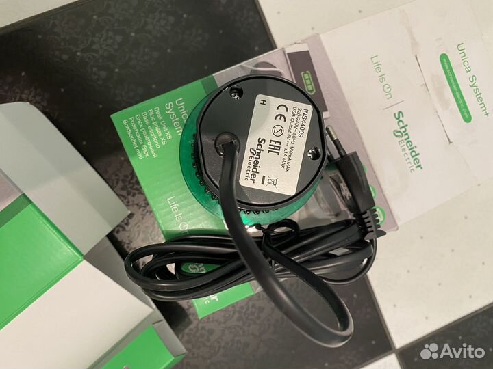 Блок Schneider Electric USB А+С (INS44009)