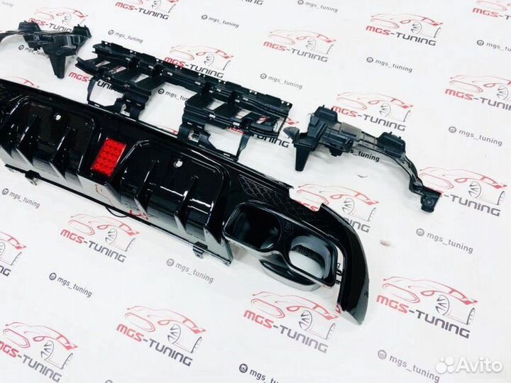 Диффузор с насадками (B) черный Mercedes w205