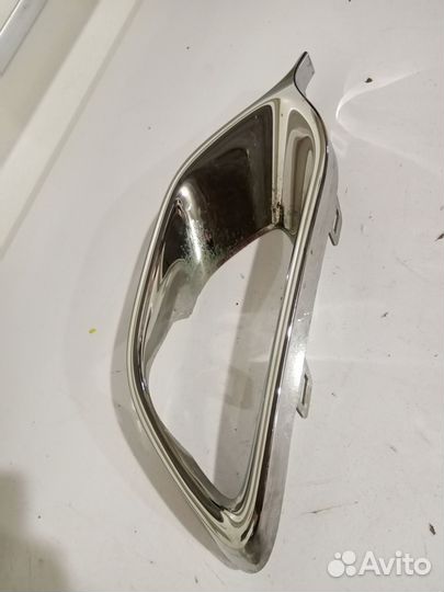 261A28558R Накладка птф правая Logan 2012-2018