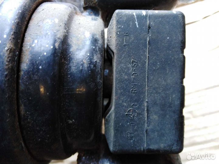 Подушка опора двигателя Лансер 9