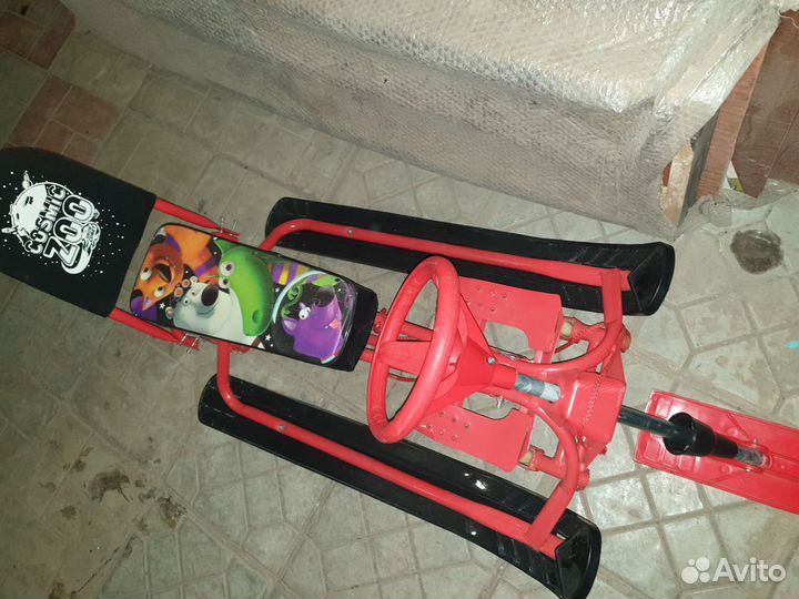 Снегокат ZooCosmiс SnowComet с колесиками красный