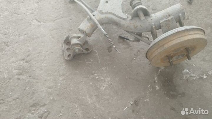 Балка подвески задняя Toyota Prius NHW10 1nzfxe