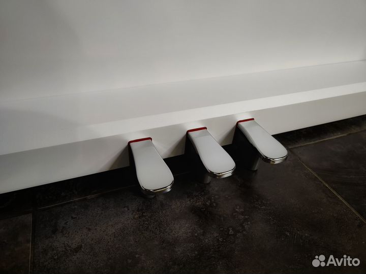 Белое Пианино с Крышкой для Муз школы + Банкетка