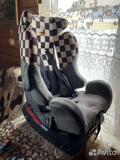 Детское автокресло