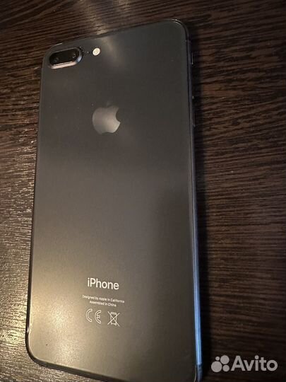 iPhone 8 Plus, 64 ГБ