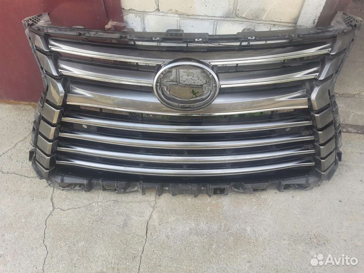 Решетка радиатора lexus LX570