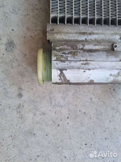 Радиатор кондиционера F25