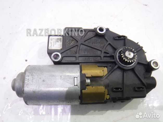 Моторчик люка Мерседес