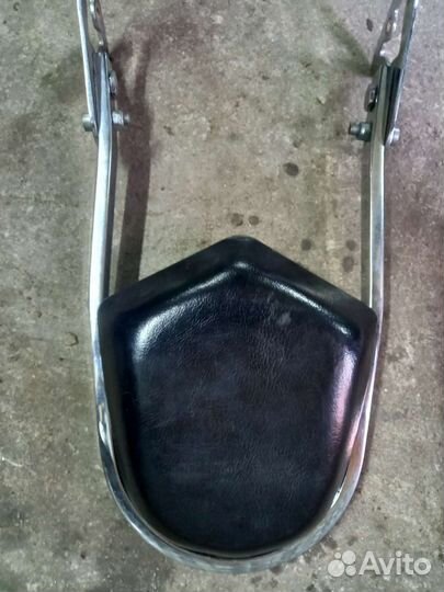 Спинка пассажира на мотоцикл