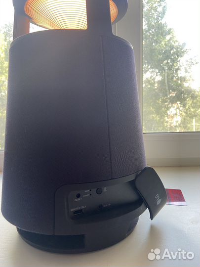 Портативная акустическая колонка LG RP4