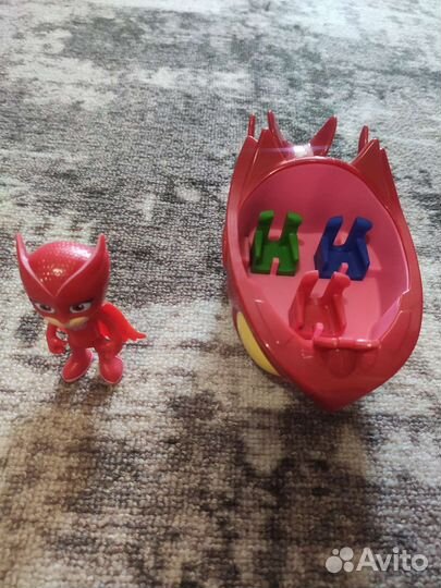 Герои в масках игрушки