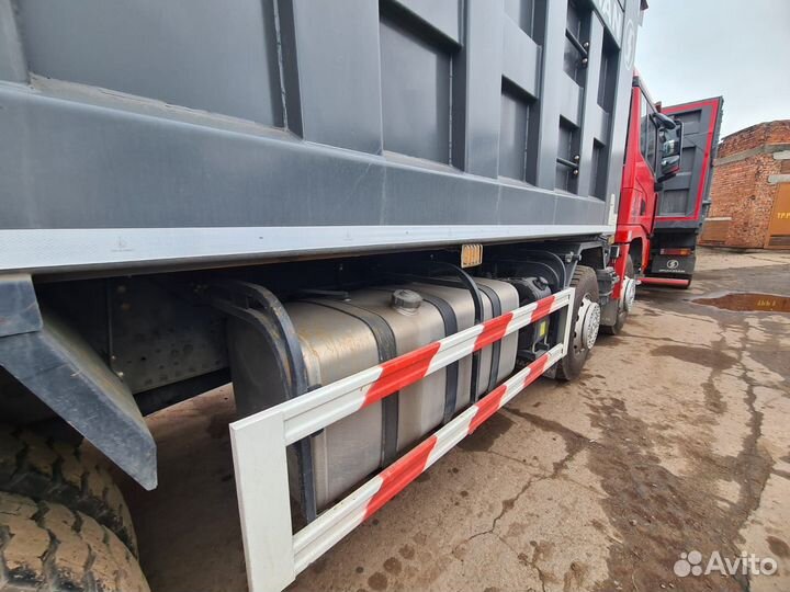 Shacman (Shaanxi) SX33186T366, 2023