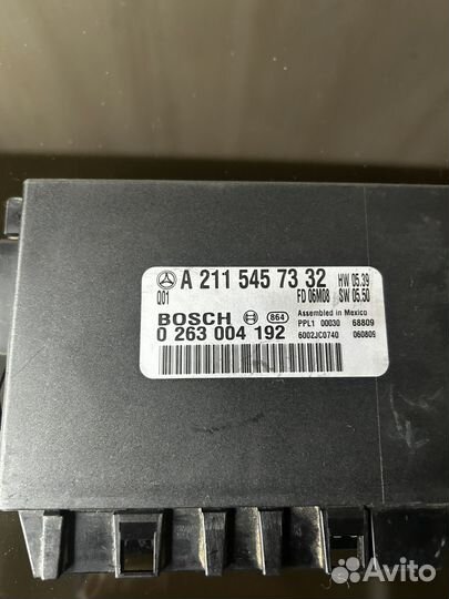 Блок парктроников Mercedes W211