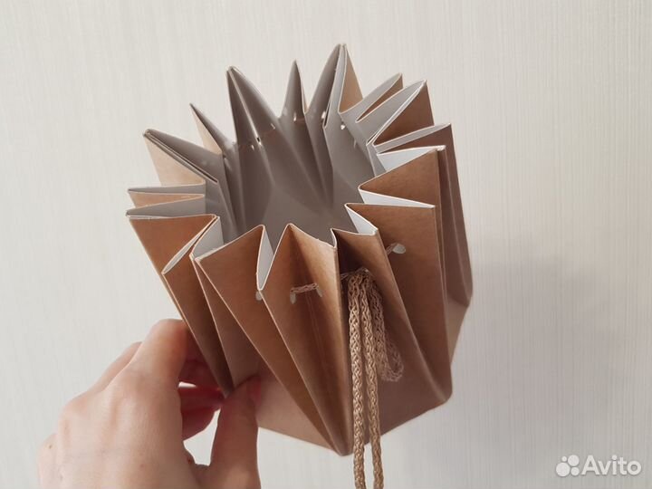 Одноразовая ваза для цветов с губкой