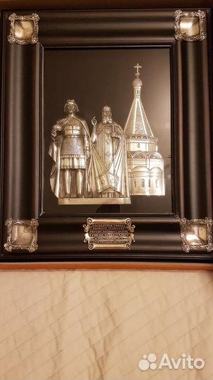 Панно из дерева и драгметалла Георгий и Симон