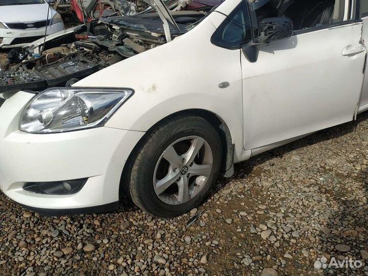 Авторазбор Toyota Auris разбор