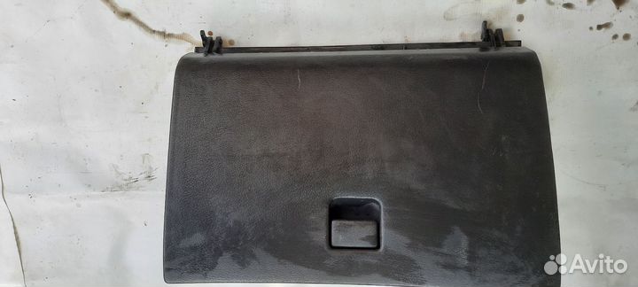 Бордачек Nissan avenir 1992